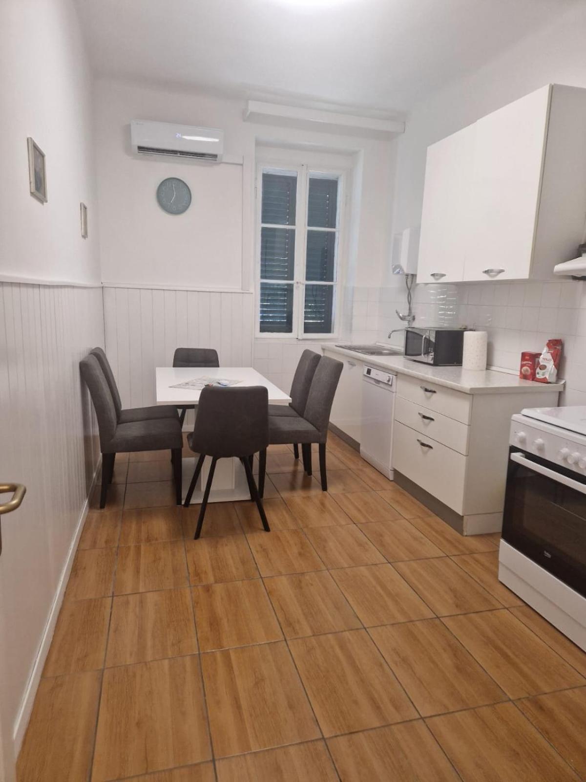 Apartment Pape Split Exterior foto